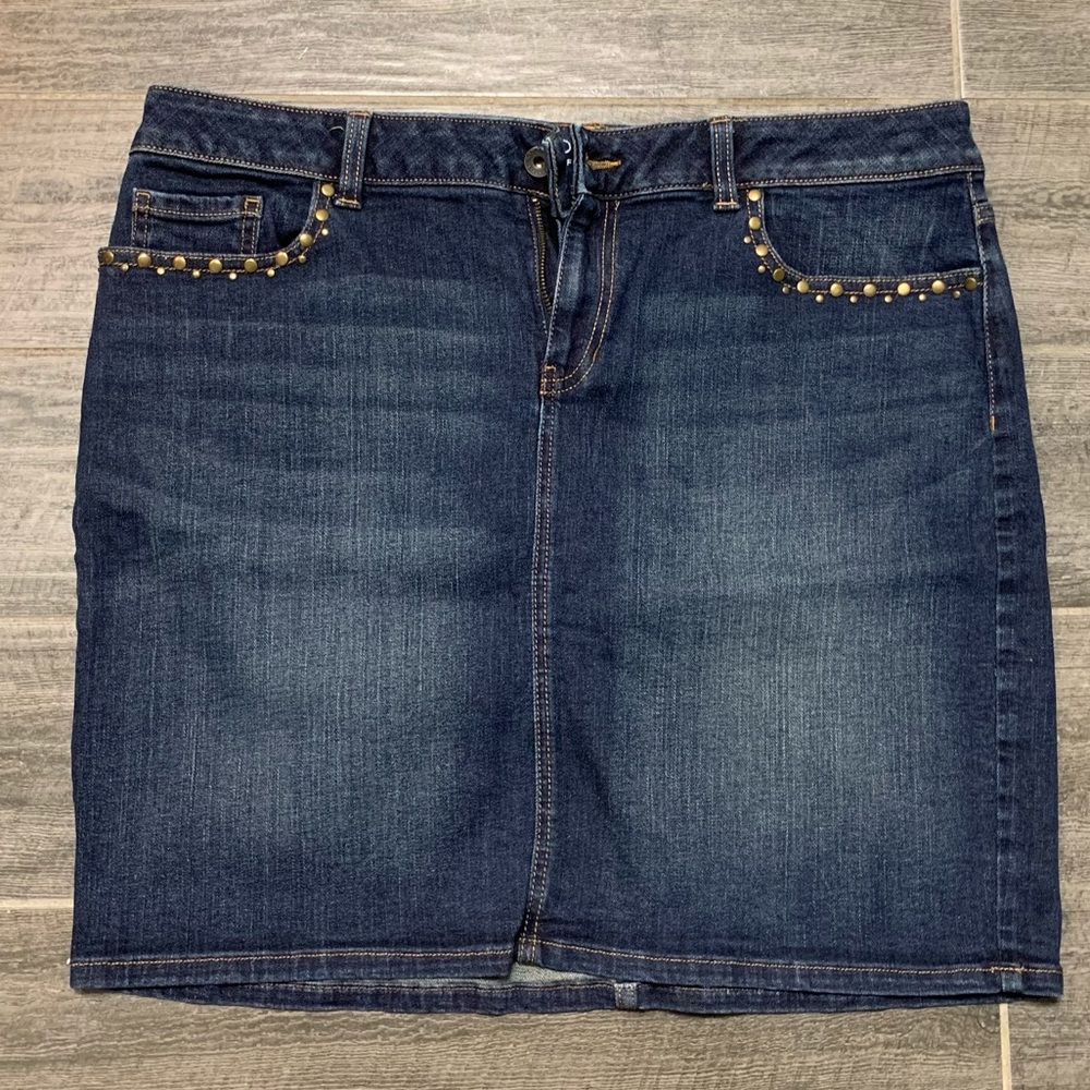 SONOMA DENIM STUDDED SKIRT SIZE 14